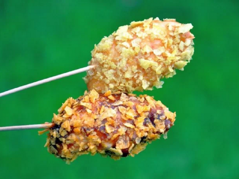 Κοτόπουλο παναρισμένο με πατατάκια