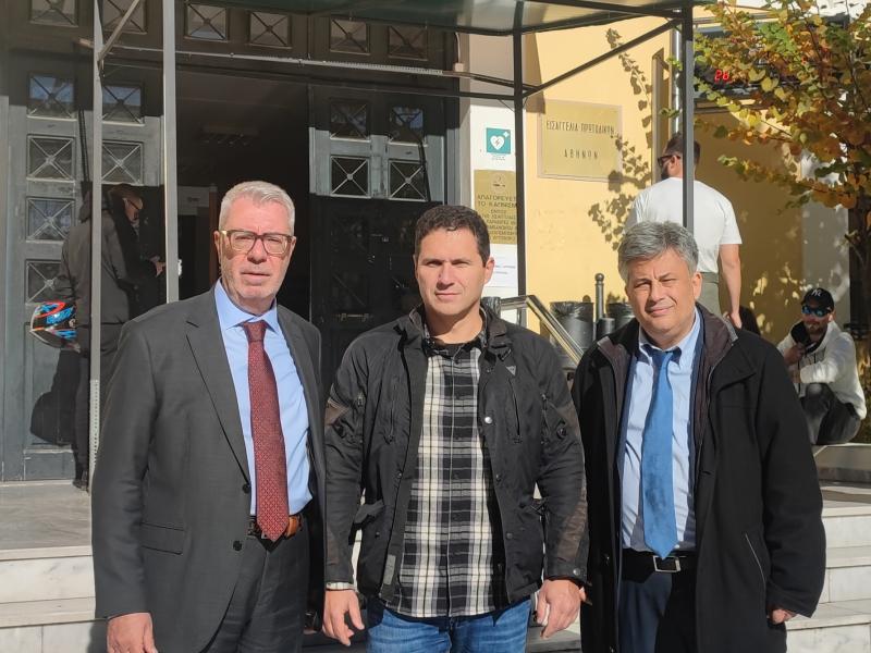 Φωτιά στην Πεντέλη: Μήνυση κατά παντός υπευθύνου από την Ένωση Γονέων