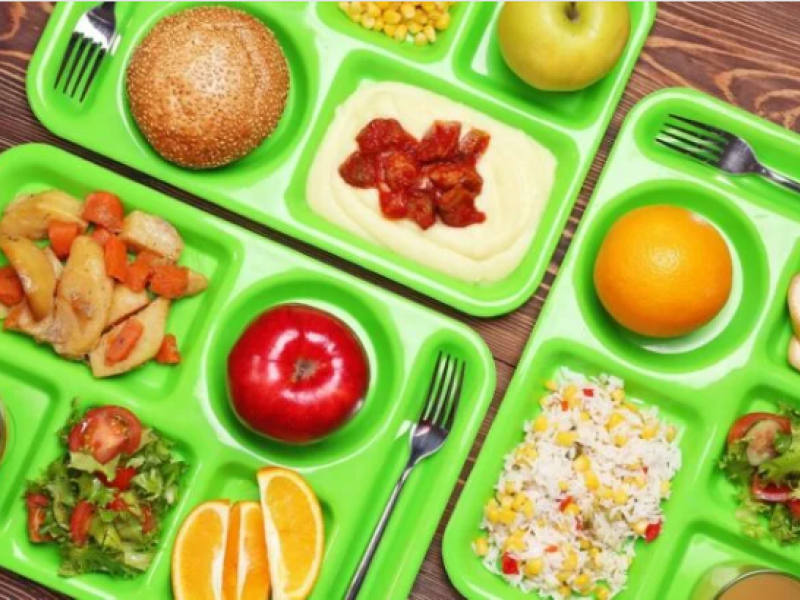 Σχολικά γεύματα: Εκτός προγράμματος τα σχολεία Περάματος - Άμεση δράση ζητούν οι εκπαιδευτικοί