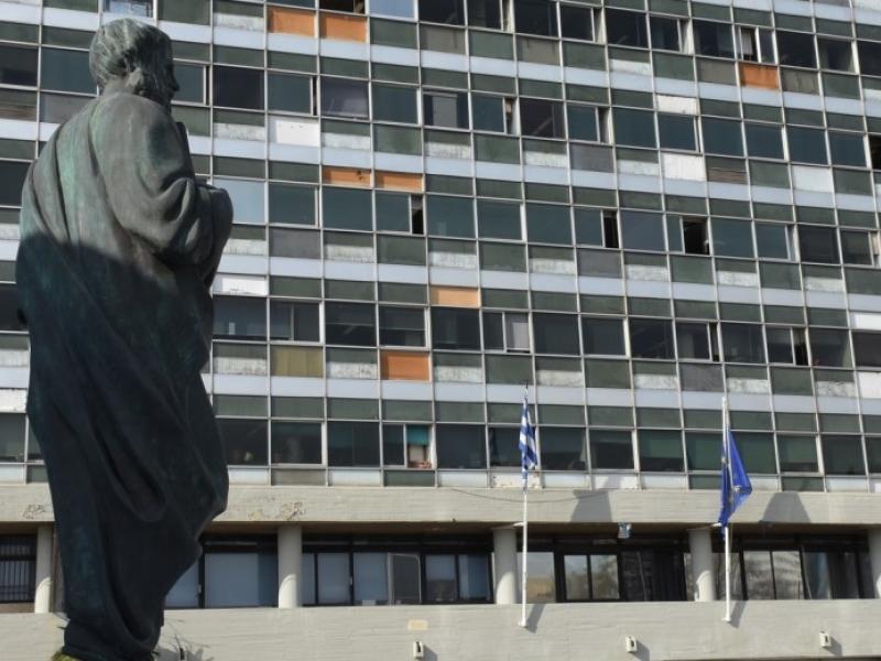 ΑΠΘ: «Η Κοκκινοσκουφίτσα φταίει για όλα...» - Μια παράσταση για την έμφυλη βία