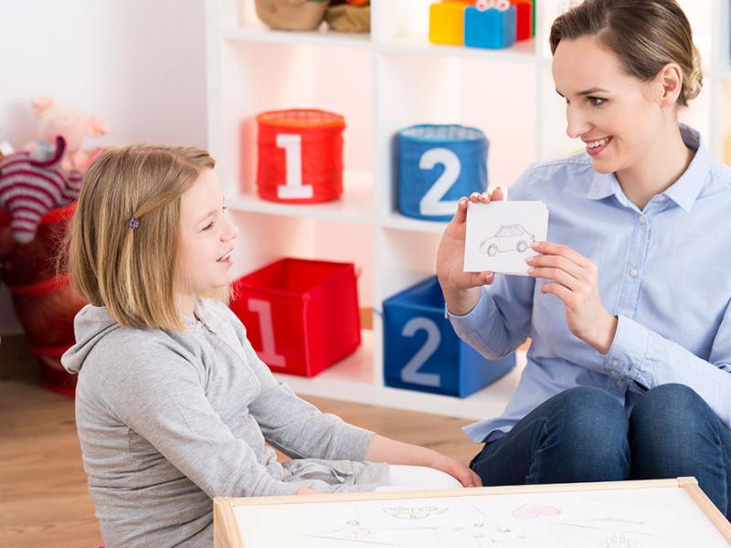 Ιρλανδία: Εισαγωγή ειδικών εκπαιδευτικών θεραπευτών στις σχολικές τάξεις με νέα υπηρεσία