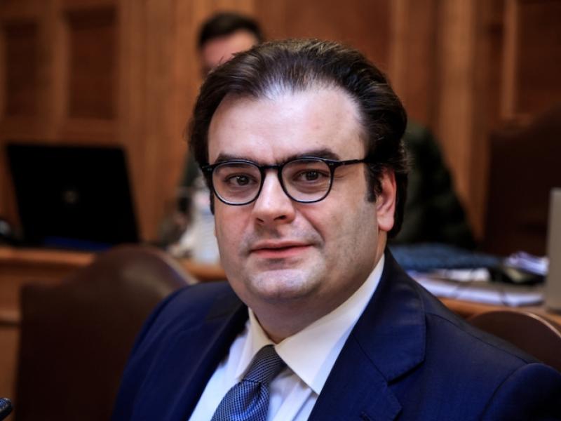 ΑΔΕΔΥ: Οχι στην επαναφορά 13ου-14ου μισθού στο δημόσιο από τον Υπ. Οικονομικών Κυριάκο Πιερρακάκη