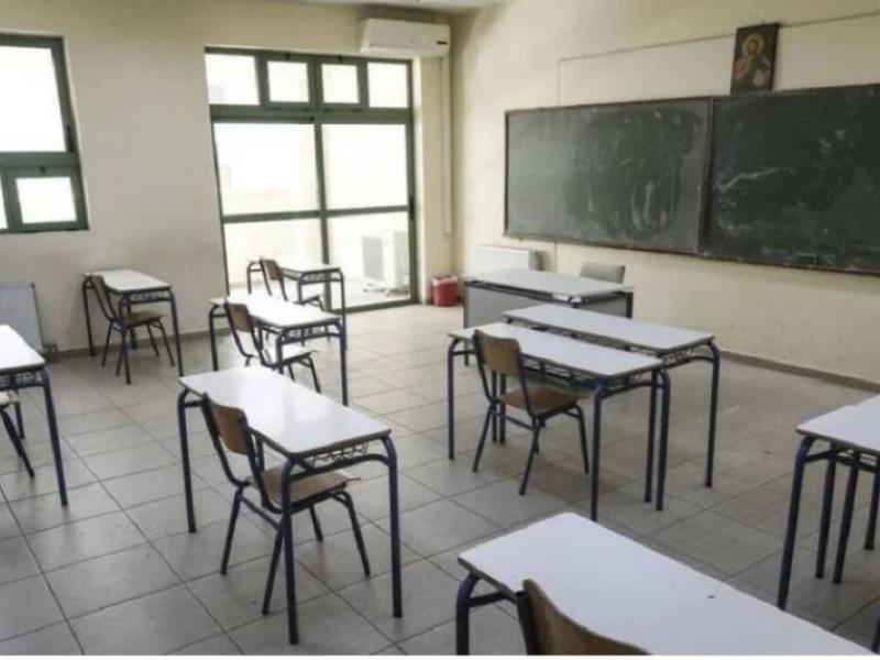 ΔΗ.ΣΥ για αποκάλυψη alfavita.gr: «Η υπουργός Παιδείας και το πρωθυπουργικό γραφείο αποφασίζουν τι θα διδάσκεται στα σχολεία και όχι οι αρμόδιοι φορείς»