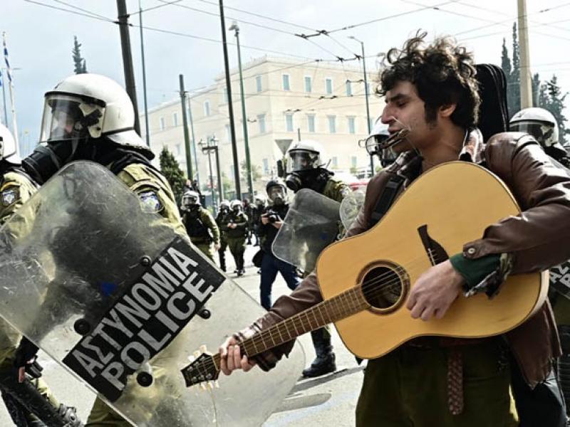 διαδηλωτης