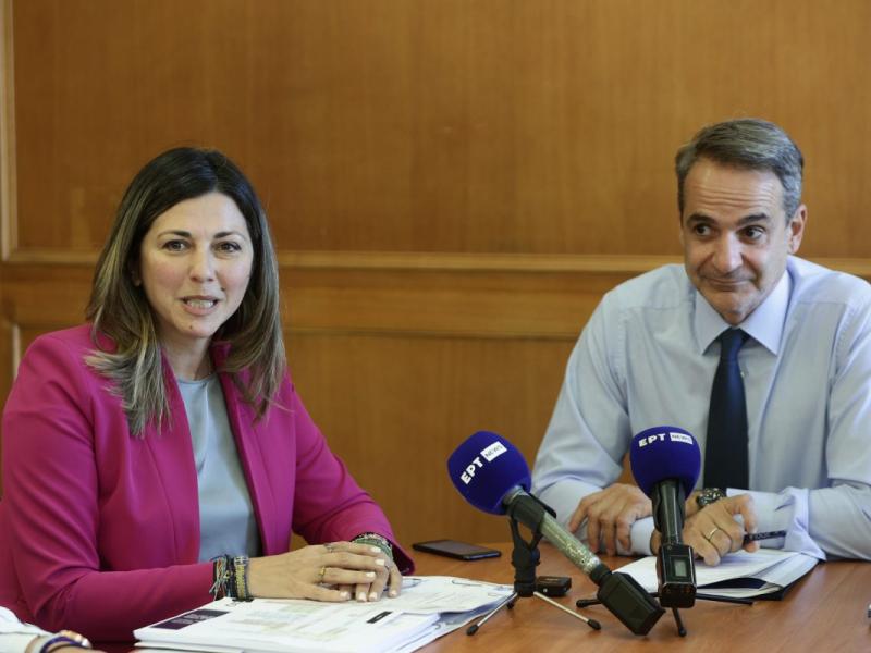 Ξεχειλίζει η οργή εκπαιδευτικών κατά Μητσοτάκη: «Στα σχολεία μας δεν θα μπουν τα τανκς»