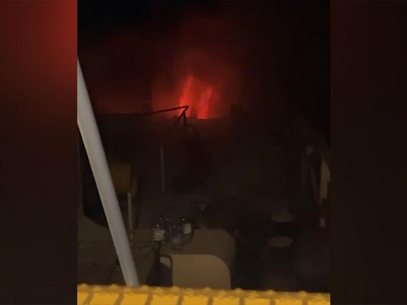 Το πλοίο δέχτηκε στοχευμένα χτυπήματα στη γεννήτρια