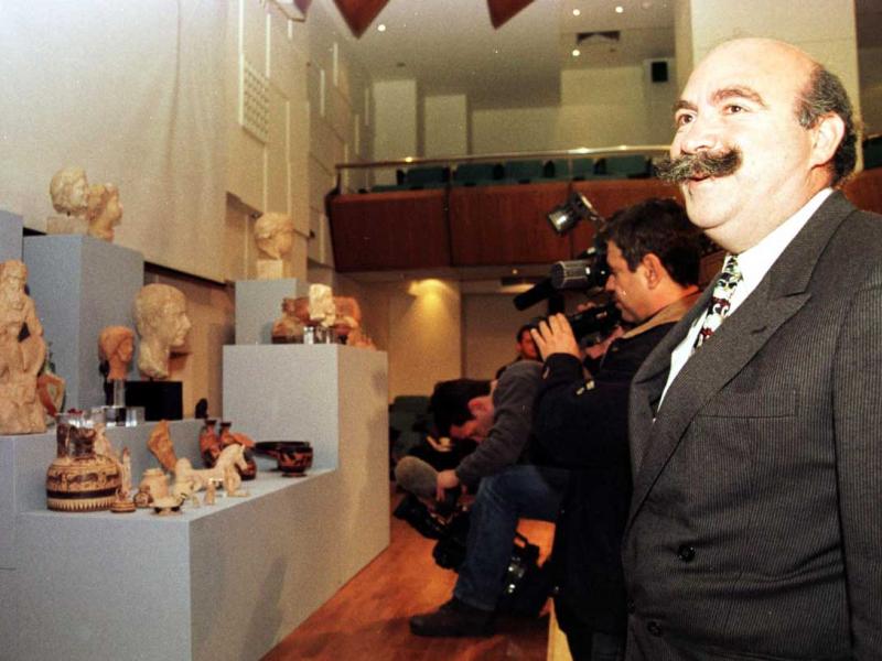 Ποινική δίωξη για το κακούργημα της δωροδοκίας στον «εθνικό κοριό» Χρήστο Μαυρίκη