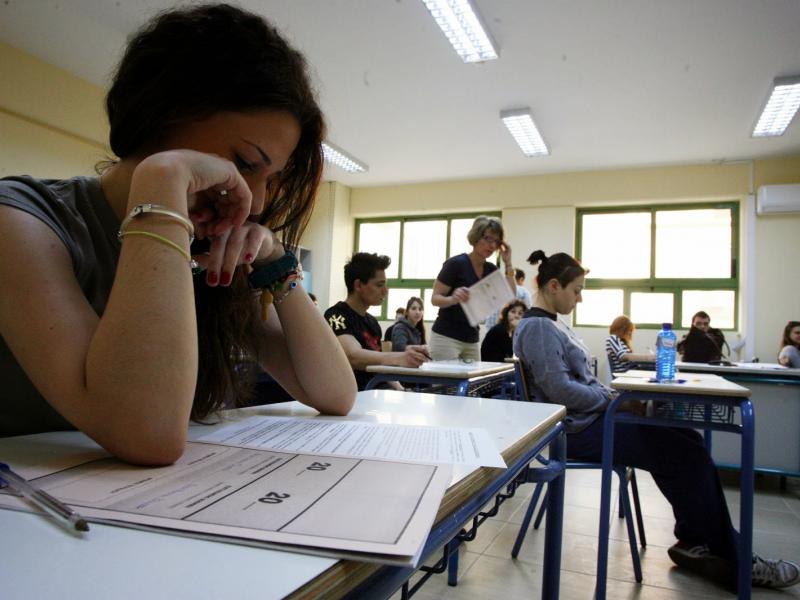 Επαναληπτικές Πανελλαδικές: Τα σημερινά θέματα σε Αρχαία Ελληνικά, Βιολογία και Μαθηματικά