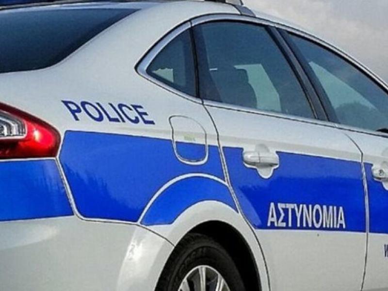 Συλλήψεις στα Εξάρχεια: Δύο γιοι πρώην υπουργού του ΣΥΡΙΖΑ με πτυσσόμενα γκλοπ