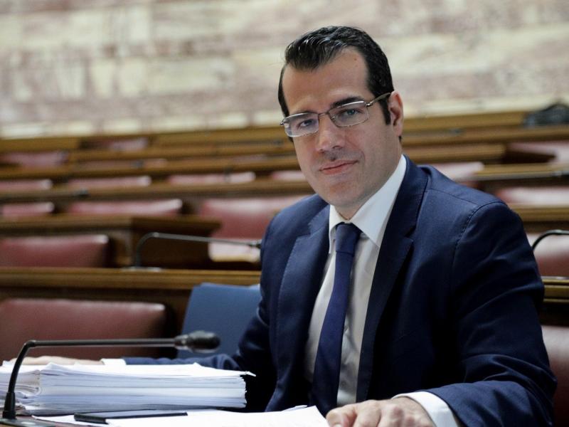 Πλεύρης για μεταναστευτικό: «Δεν θα υποδεχόμαστε όσους έρχονται παράνομα με λουλούδια»