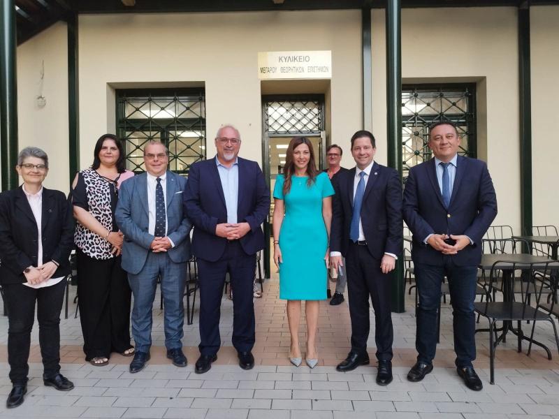 Σοφία Ζαχαράκη: Συνάντηση με τις πρυτανικές αρχές του ΕΚΠΑ 