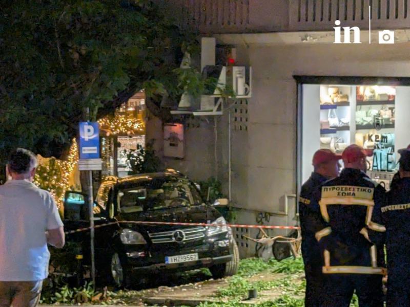 Τζιπ στο Κολωνάκι έπεσε πάνω σε κόσμο