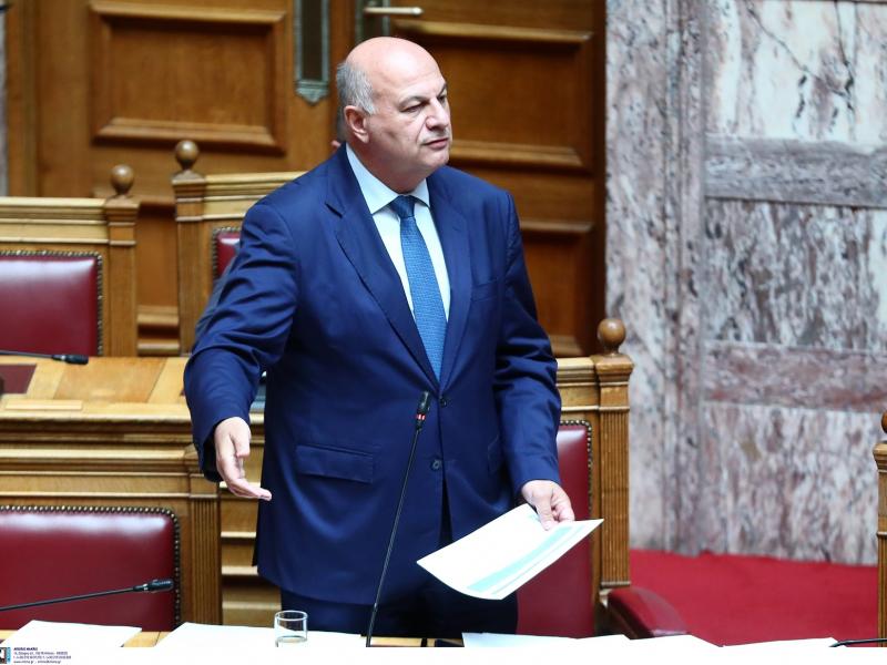 Κώστας Τσιάρας