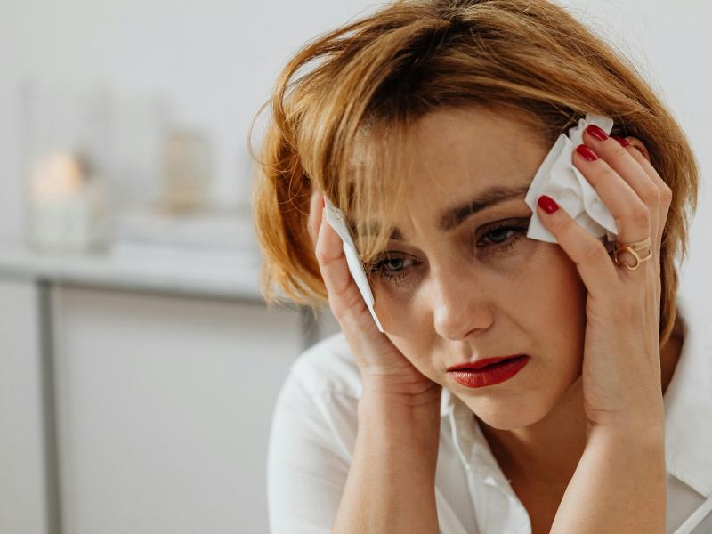 Κουίζ: Ποιος δημοσιογράφος τα έβαλε με τους εκπαιδευτικούς και ήθελε να «πέσουν» οι μισθοί τους στα 800 ευρώ;