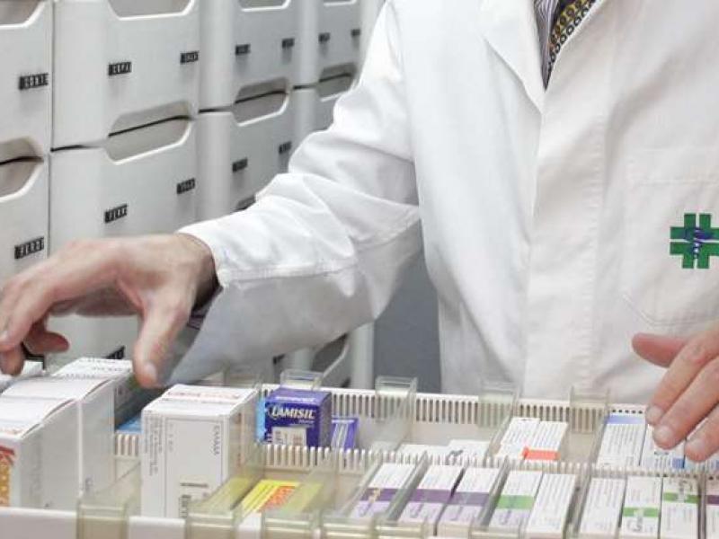 Το χαμένο Bonus γενοσήμων: Όταν ο ΕΟΠΥΥ και το Υπουργείο Υγείας κλείνουν τα μάτια στις υποχρεώσεις τους προς τους φαρμακοποιούς