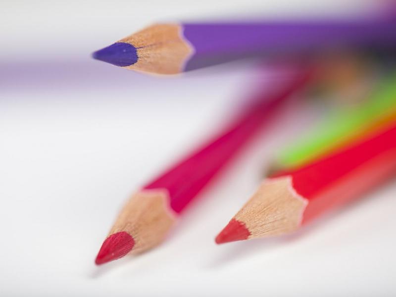 «Υπηρεσιακές μεταβολές… αλά Πιραντέλο» στην Α’ Αθήνας – Χάος με τις τοποθετήσεις εκπαιδευτικών