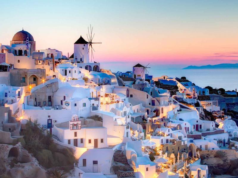 Σεισμικότητα Σαντορίνης: Το ΕΚΠΑ συγκρότησε διεπιστημονική επιτροπή διακεκριμένων καθηγητών για τη διαχείριση κινδύνων και κρίσεων