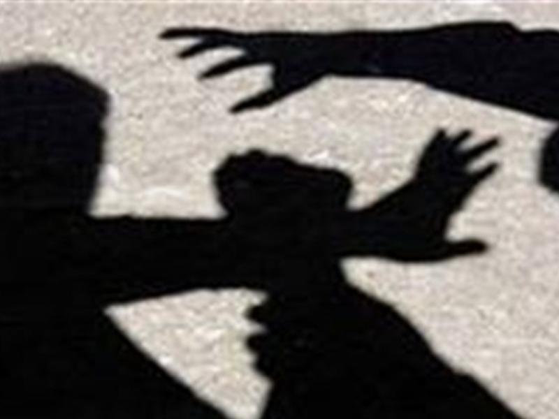 Τρίπολη: Ανήλικοι τσακώθηκαν με την κόρη, έστησαν καρτέρι στον πατέρα της και τον ξυλοκόπησαν