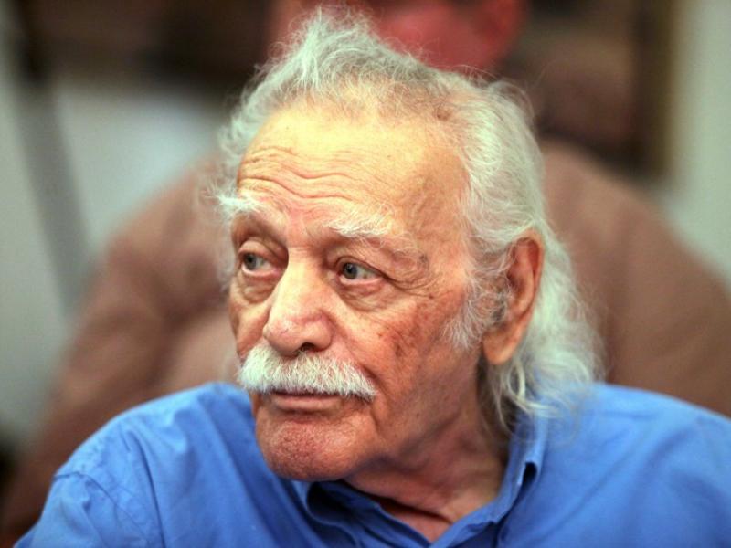 Η Ρωσία απονέμει τιμητικό μετάλλιο τον Μανώλη Γλέζο 