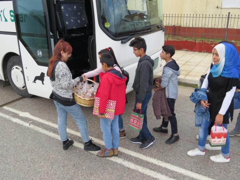 Μουσικό Σχολείο Άρτας: Επίσκεψη 36 προσφύγων από το Κέντρο Φιλοξενίας Προσφύγων Φιλιππιάδας