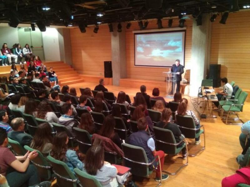 6ο Πανελλήνιο Μαθητικό Συνέδριο Θεολογίας « Η Θεολογία διαλέγεται με τον σύγχρονο κόσμο»