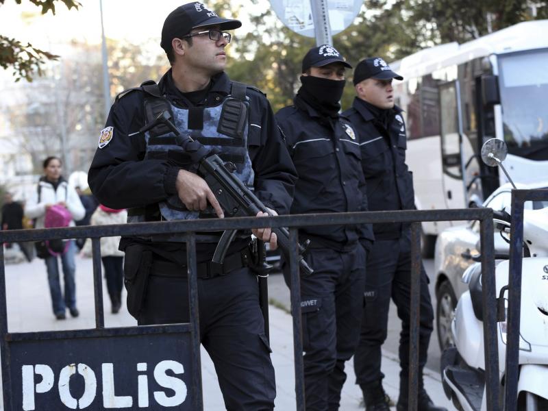 Πυροβολισμοί σε σχολείο στην Τουρκία - Ένοπλος εισέβαλε στο κτίριο