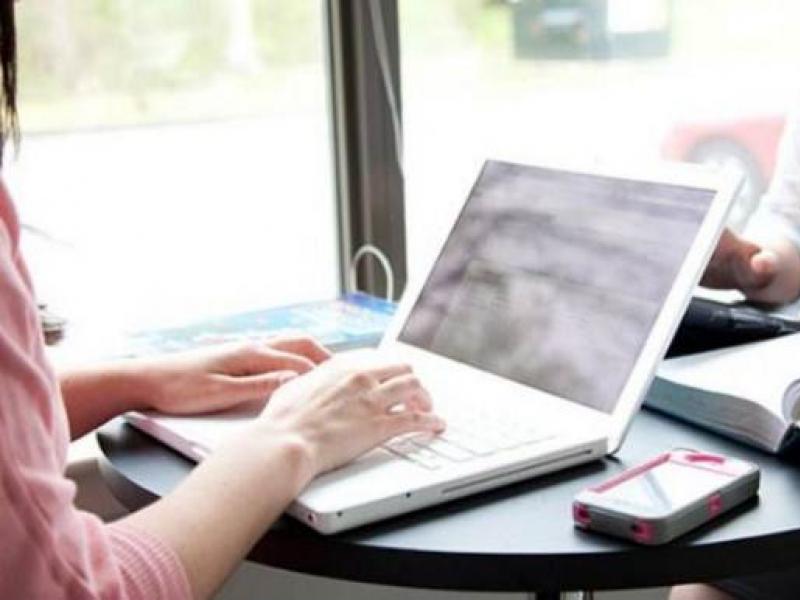 Επιμόρφωση Β2 επιπέδου ΤΠΕ: Υπερδιπλάσιες των διαθέσιμων θέσεων οι Αιτήσεις συμμετοχής εκπαιδευτικών όλων των ειδικοτήτων