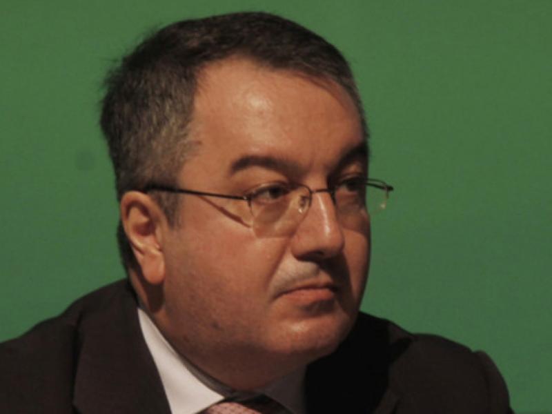 Μόσιαλος για κορονοϊό: Αυτό που βλέπουμε σήμερα είναι το... παρελθόν 12-18 ημερών