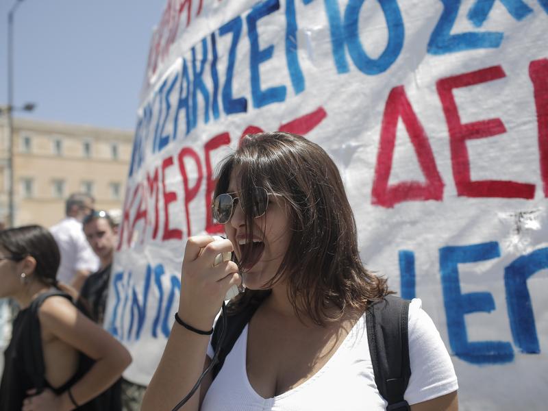 Να ανακληθεί τώρα η κυβερνητική απόφαση για τα ωρολόγια προγράμματα