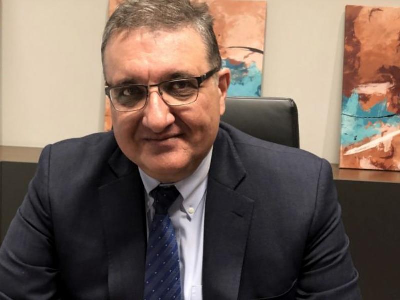 Πρόεδρος Πανελλήνιου Ιατρικού Συλλόγου: Δεν υπάρχουν ενδείξεις ότι η μάσκα προκαλεί προβλήματα στα παιδιά