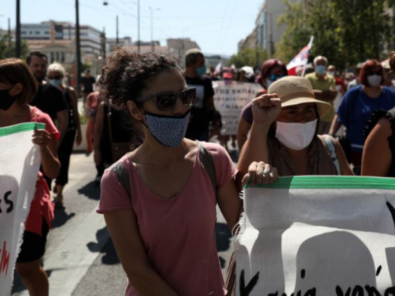 Κινητοποίηση εκπαιδευτικών έξω από το υπουργείο Παιδείας