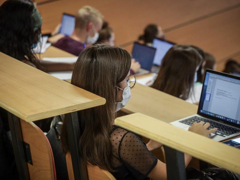 ΚΝΕ: Ανέκδοτο ότι «οι φοιτητές επιστρέφουν με ασφάλεια στις διδακτικές αίθουσες και τα εργαστήρια»