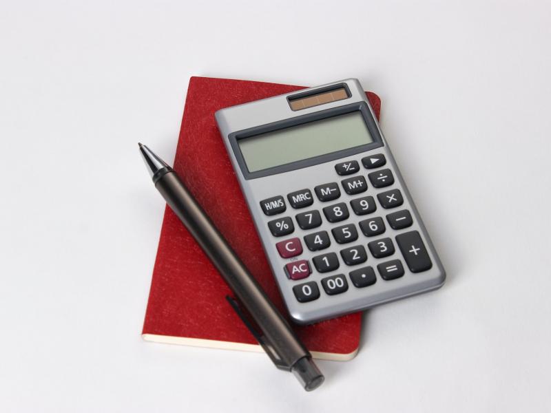 Δημόσιο: Πόσο θα αυξηθούν οι μισθοί από την 1η Απριλίου 