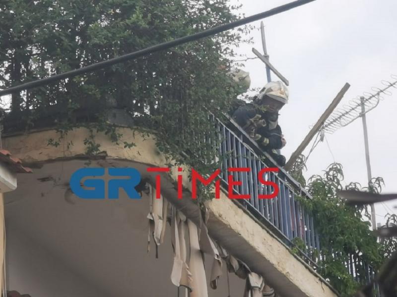 Θεσσαλονίκη: Ηλικιωμένος έβαλε φωτιά στο σπίτι του και αυτοκτόνησε