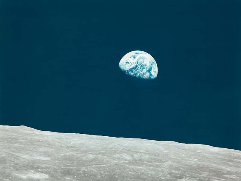 Η Ανατολή της Γης!