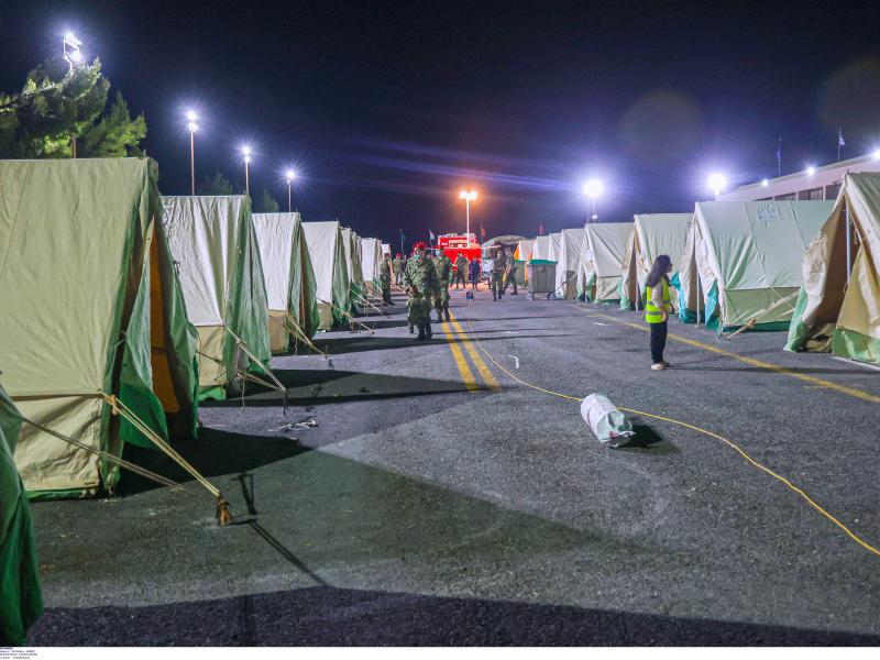 Σεισμός: Εικόνες καταστροφής στο Ηράκλειο - «Δεν έμεινε ποτήρι να πιούμε νερό»