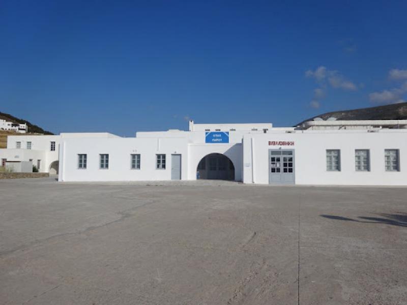 Ολιγομελή Τμήματα: Βάρβαρη παραβίαση της νησιωτικότητας στην Πάρο