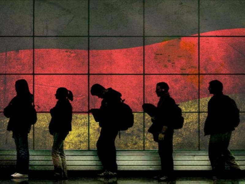 Σε αυτή τη χώρα οι νέοι πληρώνουν για να προσποιούνται ότι εργάζονται