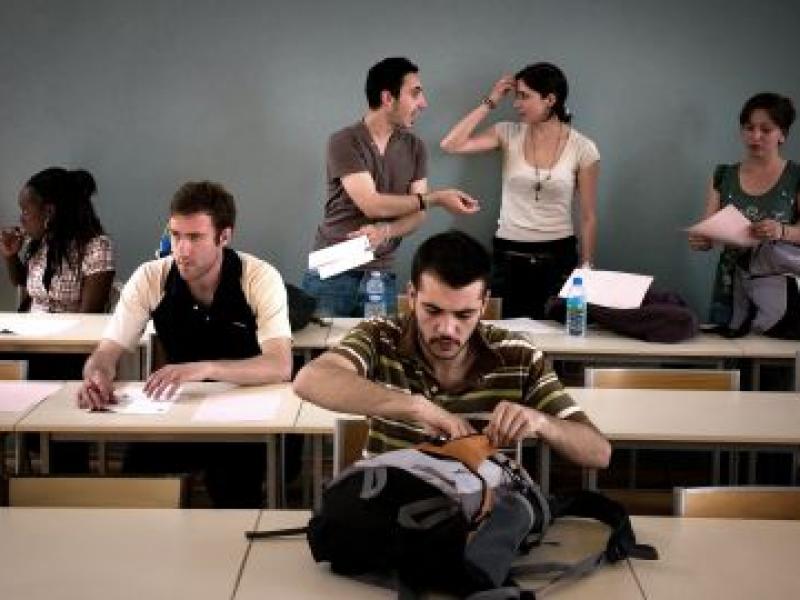 1235248_3_8fd5_68-des-etudiants-interroges-par-la-sociologue_0.jpg