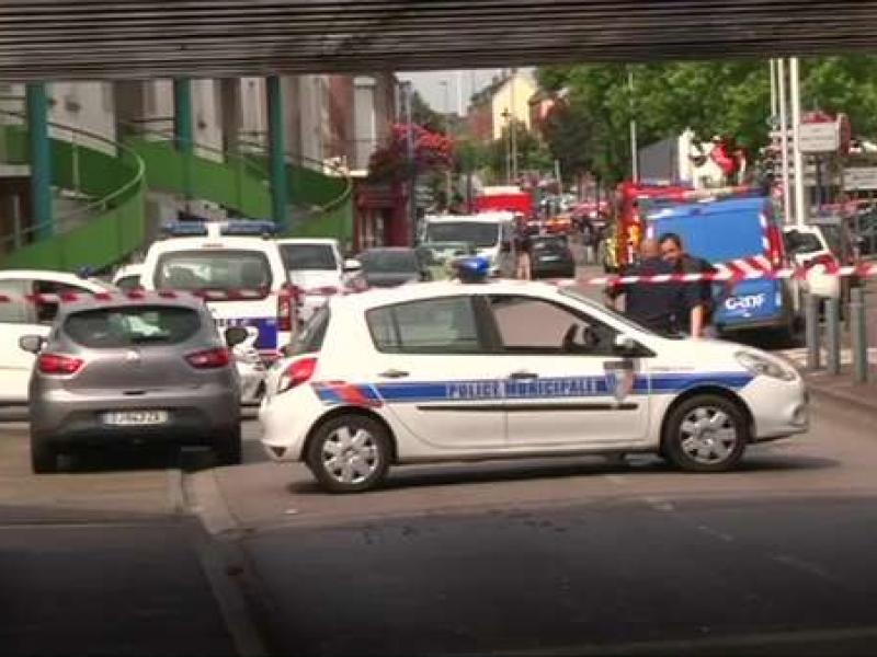 1607261055-two-attackers-one-hostage-killed-in-france-church.jpg