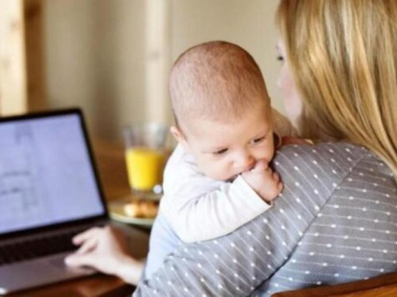 ΜΗΤΕΡΕΣ ΑΝΗΛΙΚΩΝ.jpeg