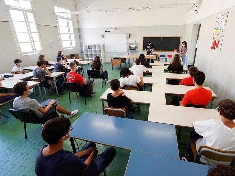 ΙΤΑΛΙΑ ΣΧΟΛΕΙΑ.jpg