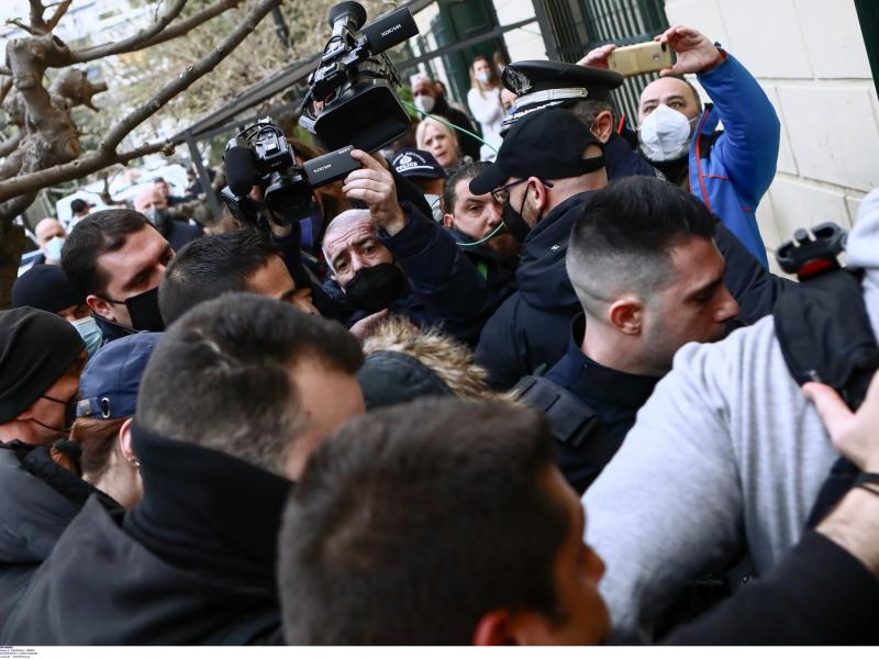 Ρούλα Πισπιρίγκου - Η μεταγωγή στην Ευελπίδων