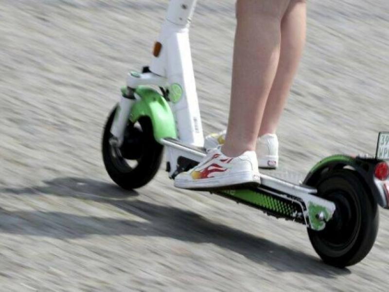 ΗΛΕΚΤΡΙΚΟ ΠΑΤΙΝΙ.jpg