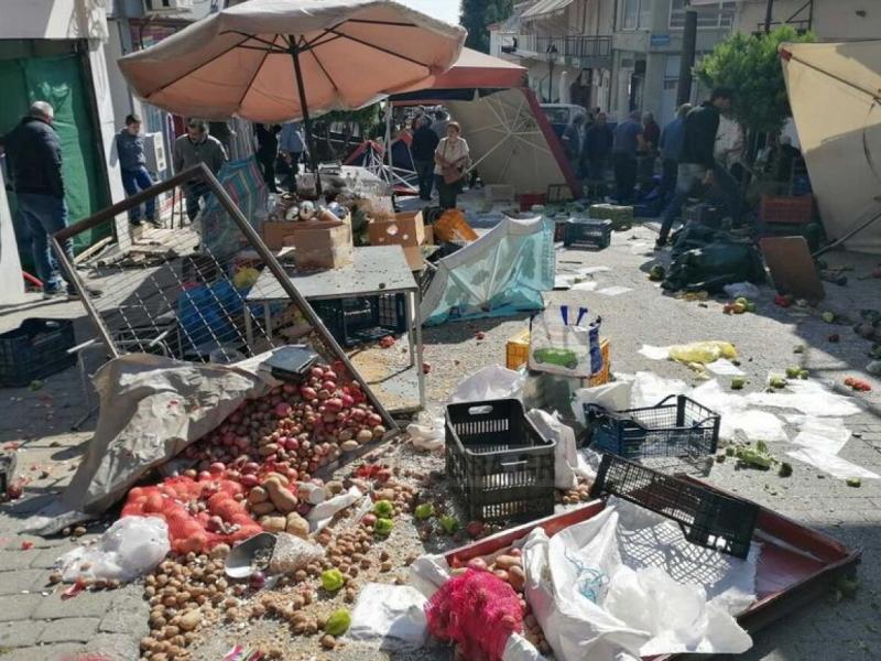 λαϊκή αγορά τροχαίο