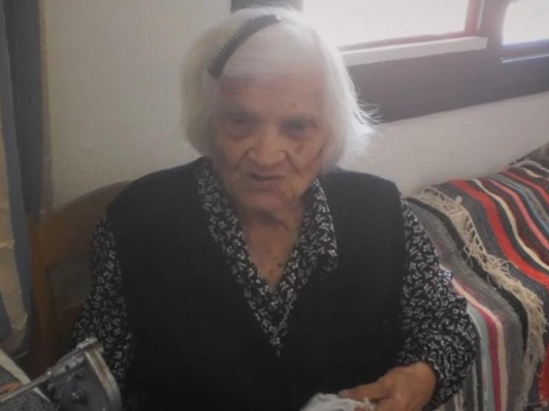 Γιαγιά στην Ικαρία