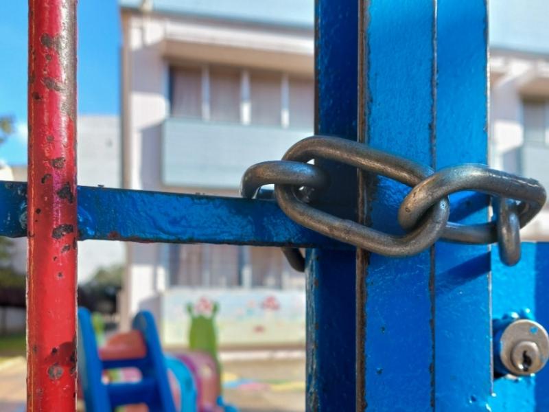 κλειστά σχολεια