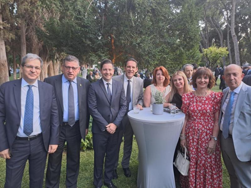 siasos proedriko megaro