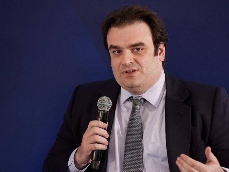 kyriakos pierrakakis