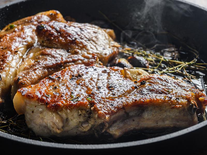 Μπριζόλες στο τηγάνι